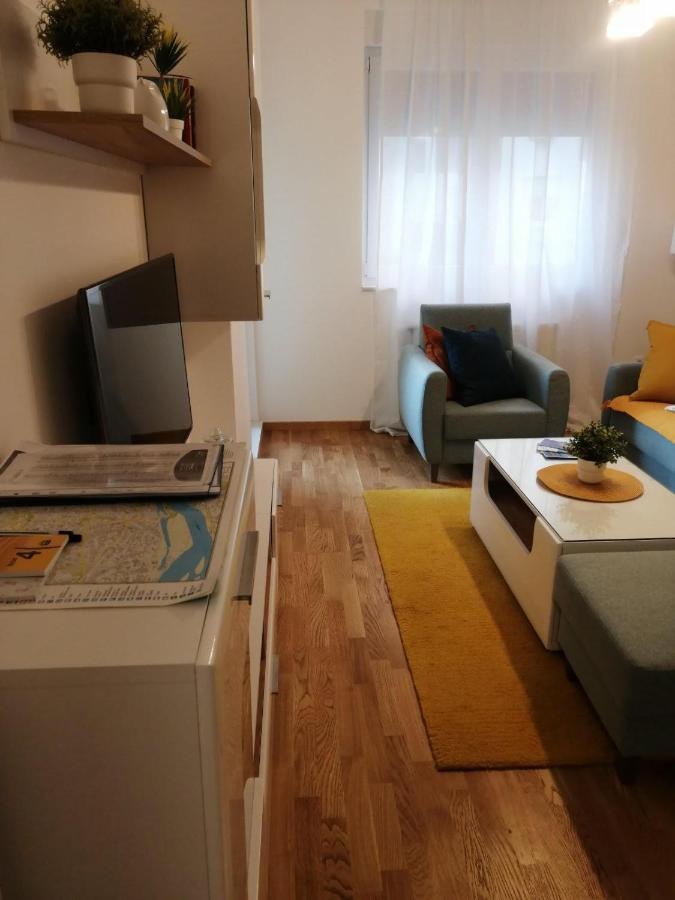 Center Sunrise Apartment Novi Sad Exterior photo